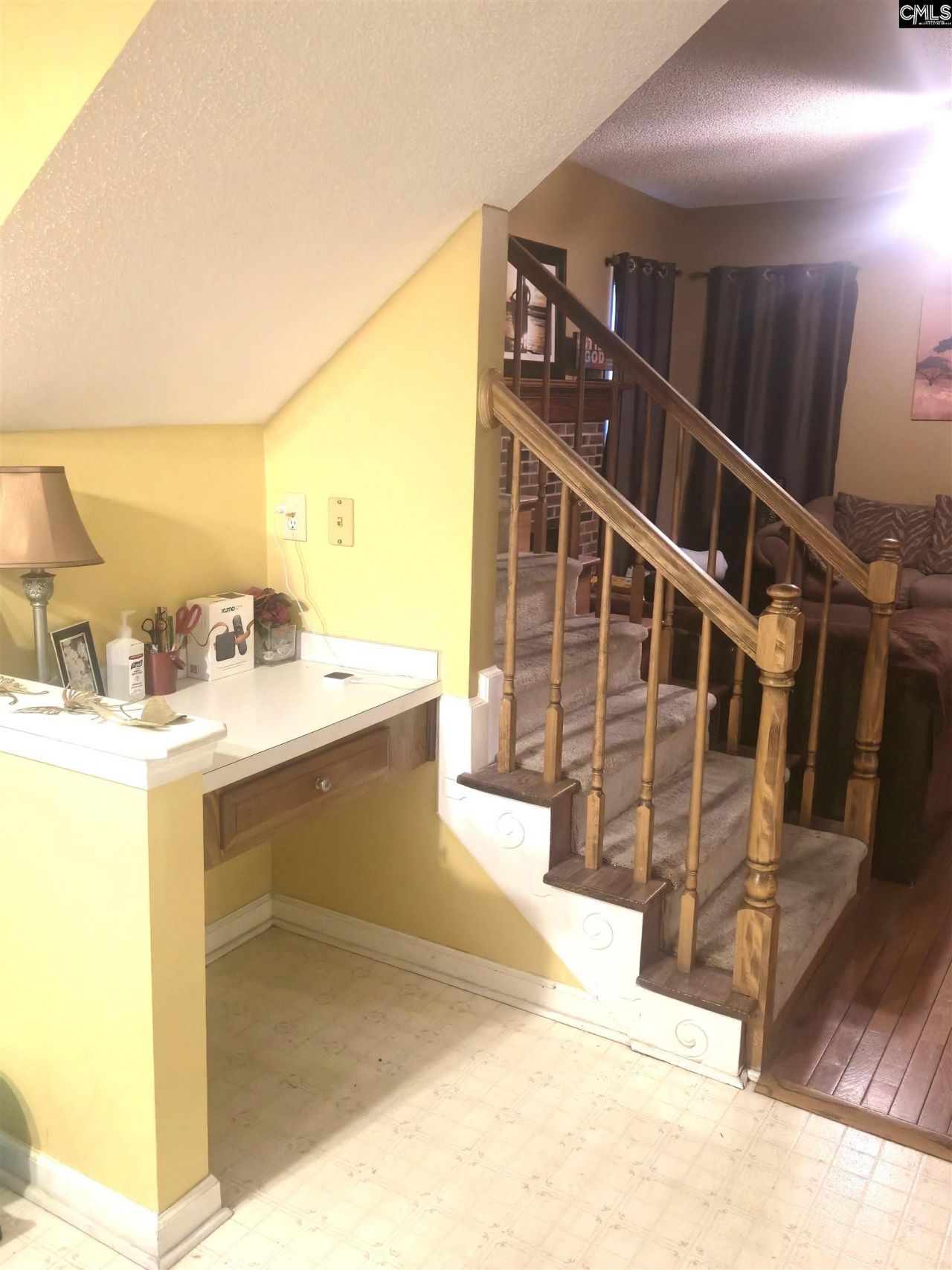 800 Ridge Trail Drive  Photo 9
