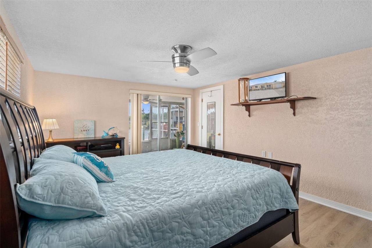 5410 Flora Avenue, Holiday, FL 34690 Photo