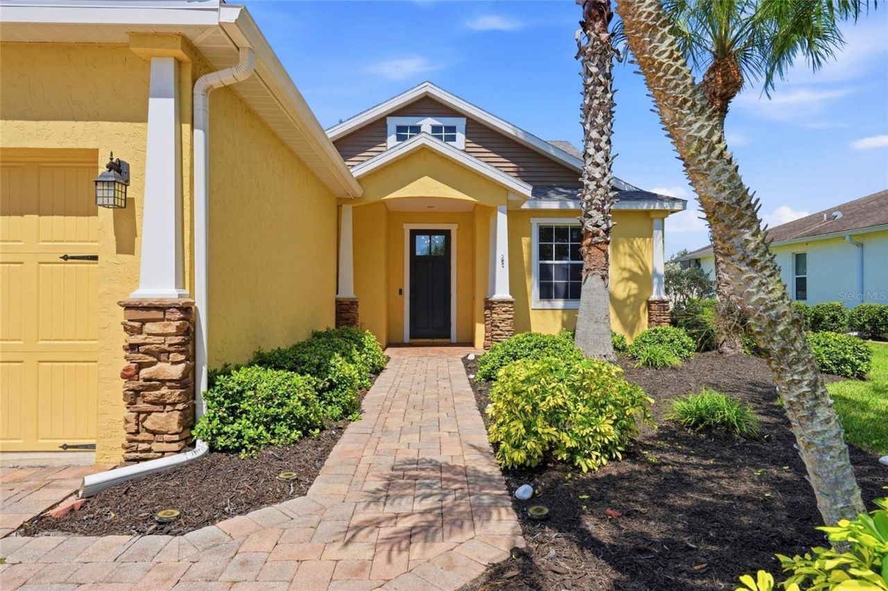 3415 72nd Drive E, Sarasota, FL 34243 Photo