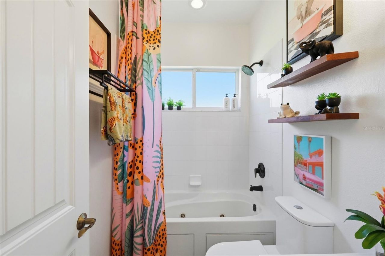 3415 72nd Drive E, Sarasota, FL 34243 Photo