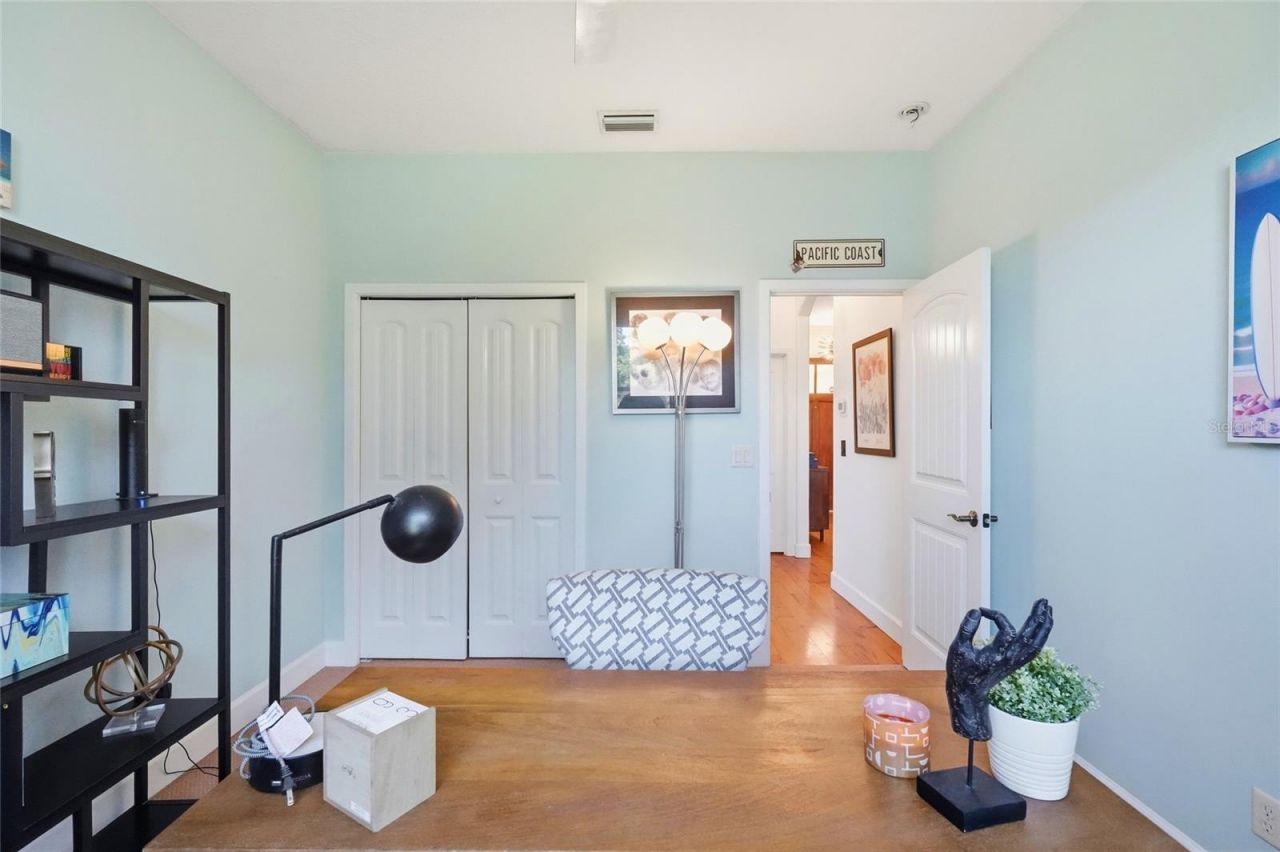 3415 72nd Drive E, Sarasota, FL 34243 Photo