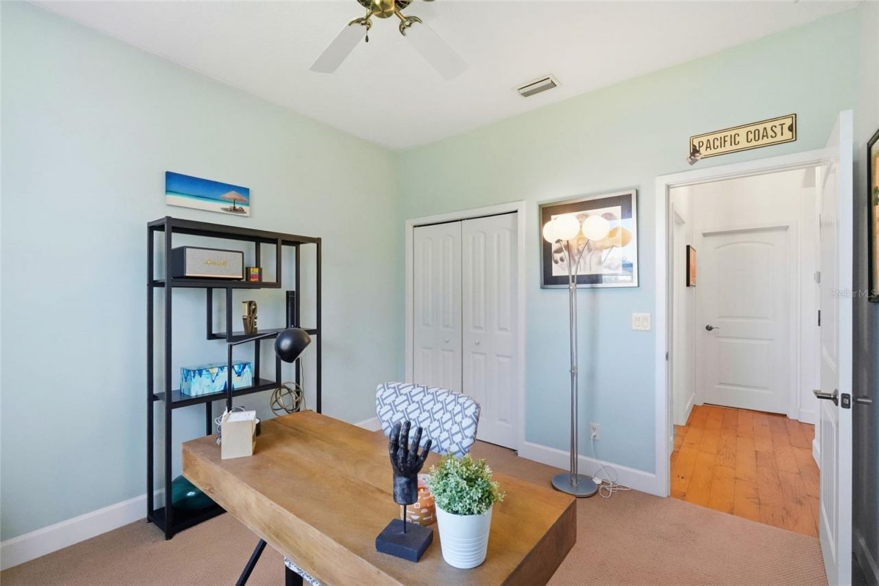 3415 72nd Drive E, Sarasota, FL 34243 Photo