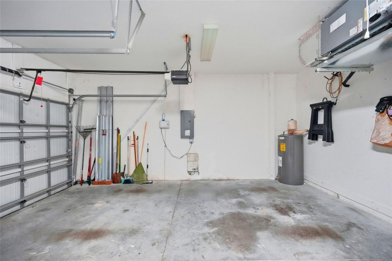 3415 72nd Drive E, Sarasota, FL 34243 Photo