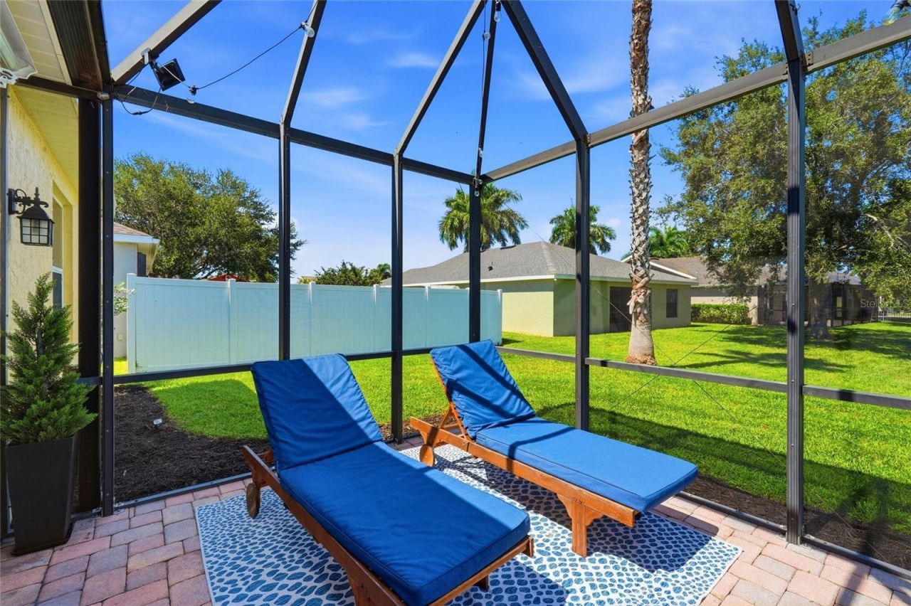 3415 72nd Drive E, Sarasota, FL 34243 Photo