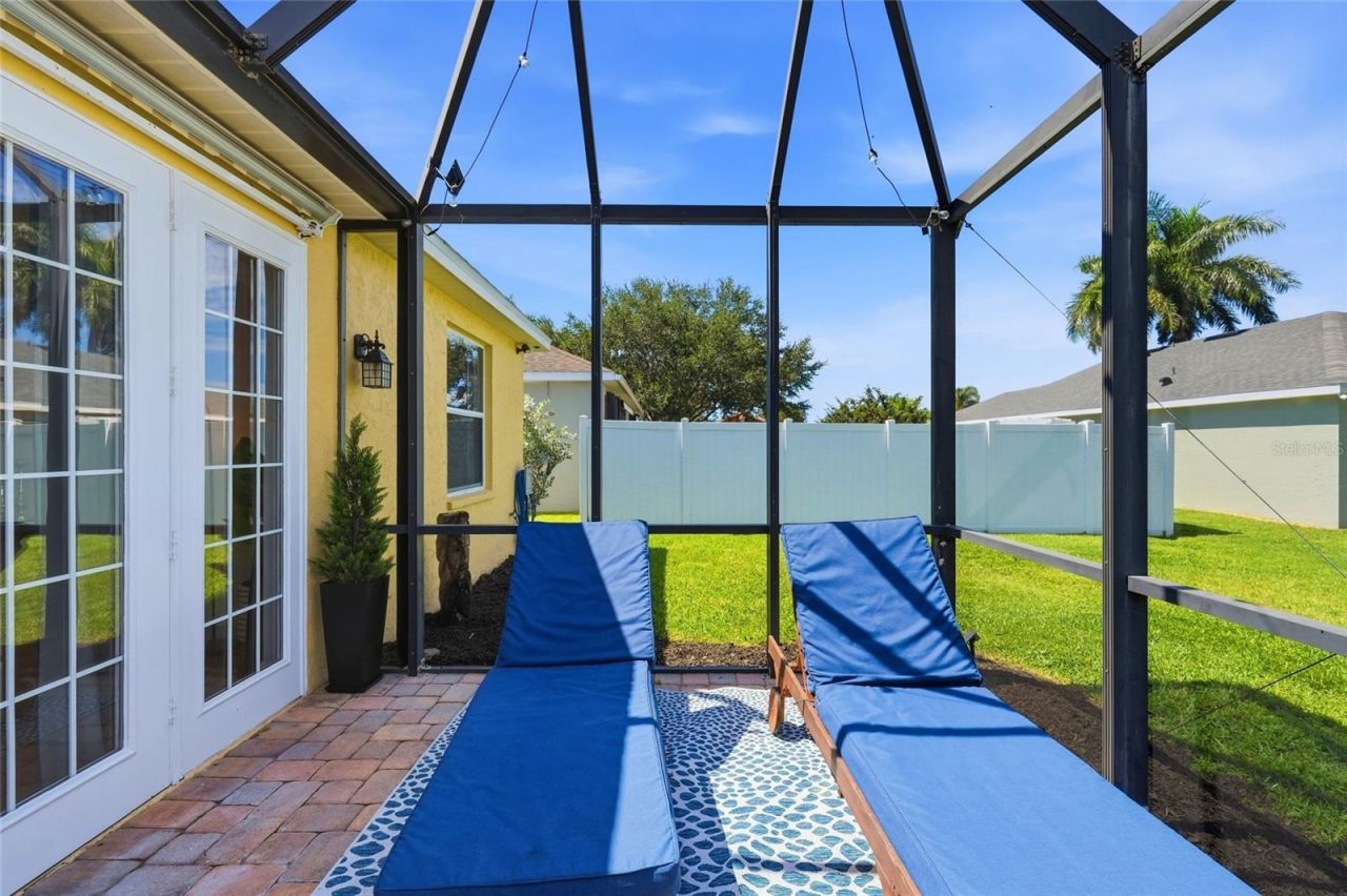 3415 72nd Drive E, Sarasota, FL 34243 Photo