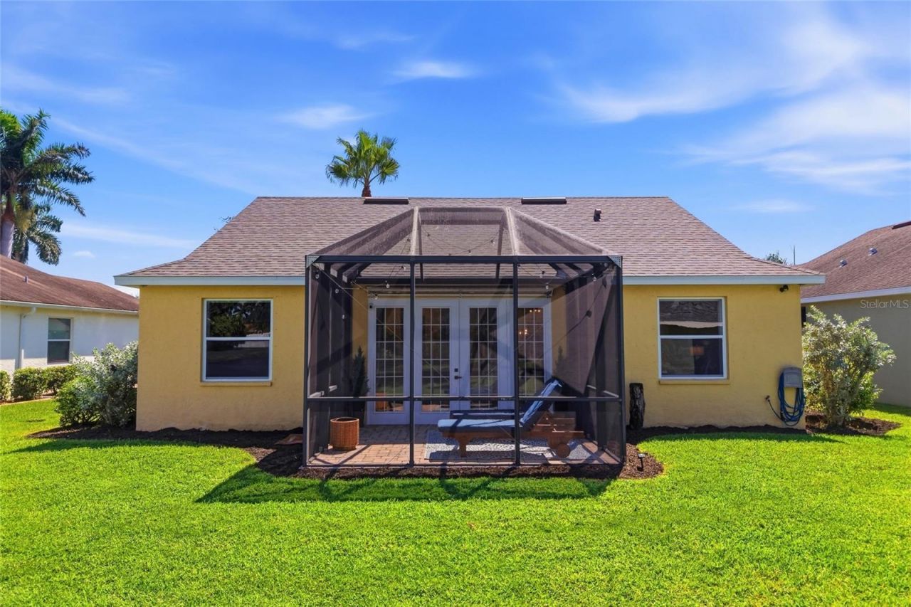3415 72nd Drive E, Sarasota, FL 34243 Photo