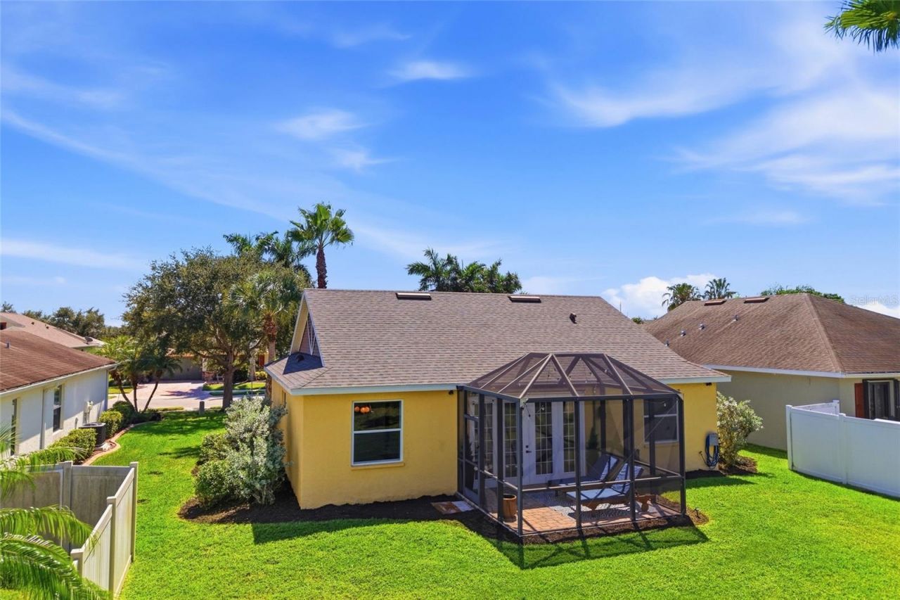 3415 72nd Drive E, Sarasota, FL 34243 Photo