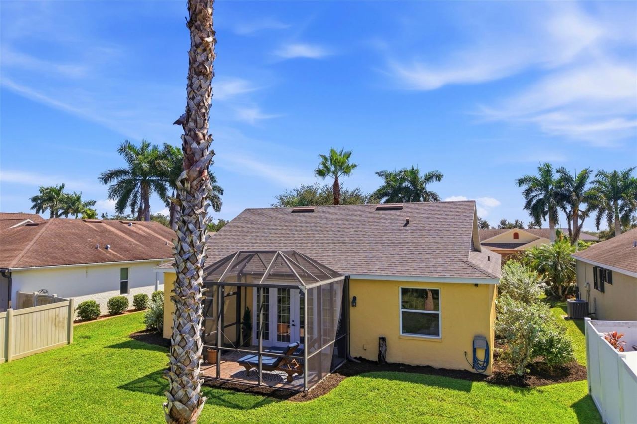 3415 72nd Drive E, Sarasota, FL 34243 Photo