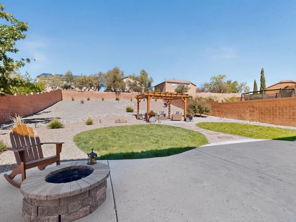 2425 Camino Seville SE, Rio Rancho, NM 87124