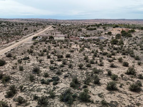 3905 Hanley Road NE, Rio Rancho, NM 87144