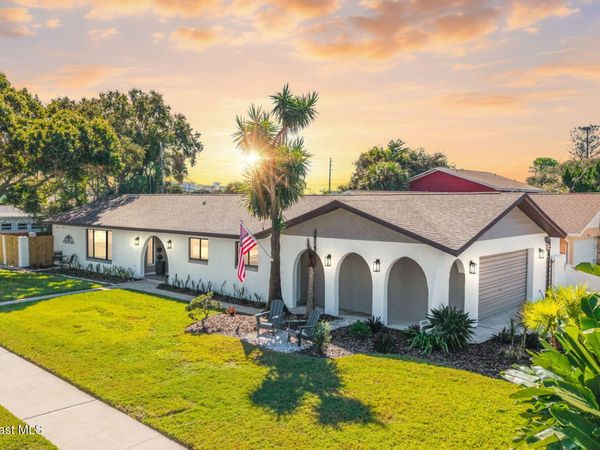 380 N 2nd Street , Cocoa Beach, FL 32931