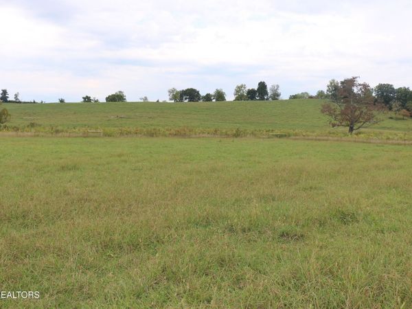 1163 County Road 461 , Englewood, TN 37329