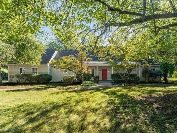 134 SADDLE RIDGE LN, Nellysford, VA 22958