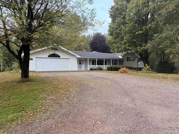 516 Co Rd 480 Road, Chocolay Twp, MI 49855