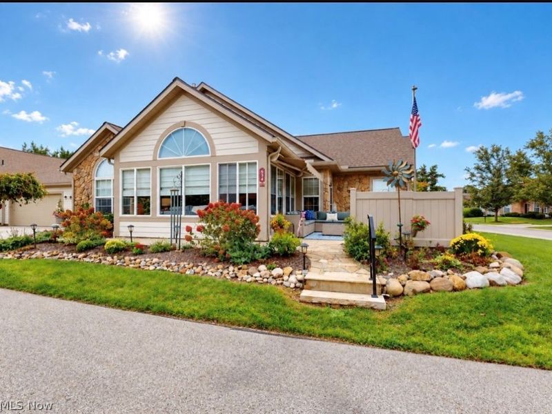 634 Crossings Circle, Tallmadge, OH 44278 Photo 1