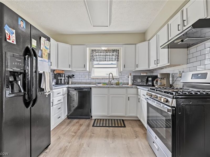 4111 Vira Road, Stow, OH 44224 Photo 8