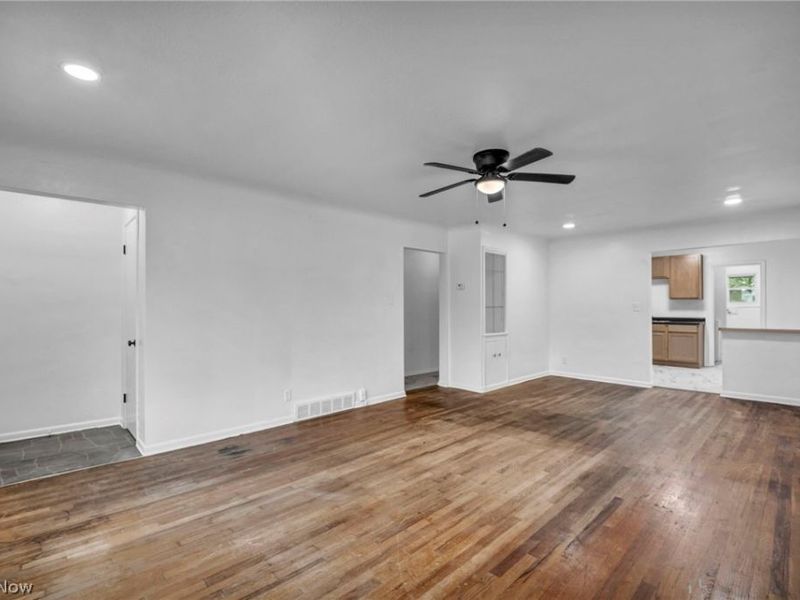 5413 E 134th Street, Garfield Heights, OH 44125 Photo 9