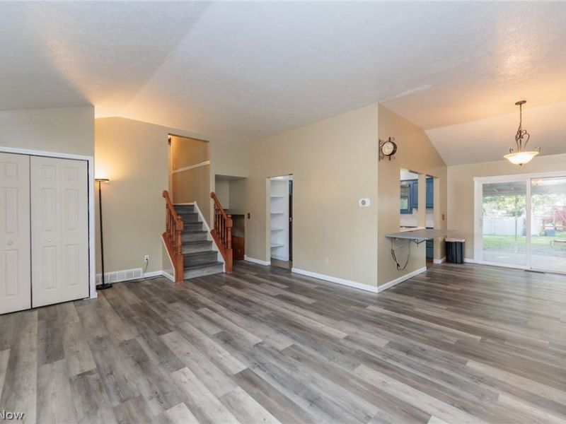 7281 Wil Lou Lane, North Ridgeville, OH 44039 Photo 4