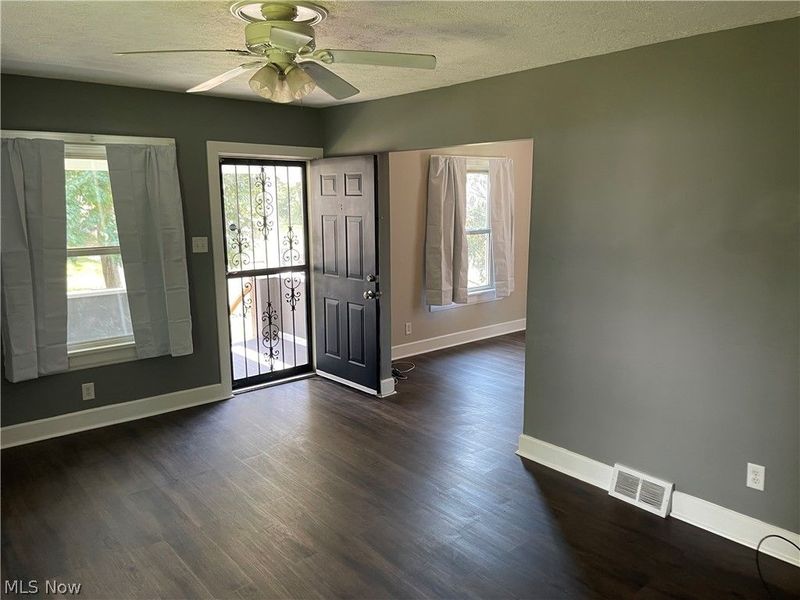 1254 Wilbur Avenue, Akron, OH 44301 Photo 2