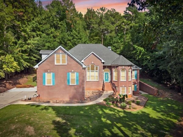 70 Costleys Bridge Drive, Oxford, GA 30054