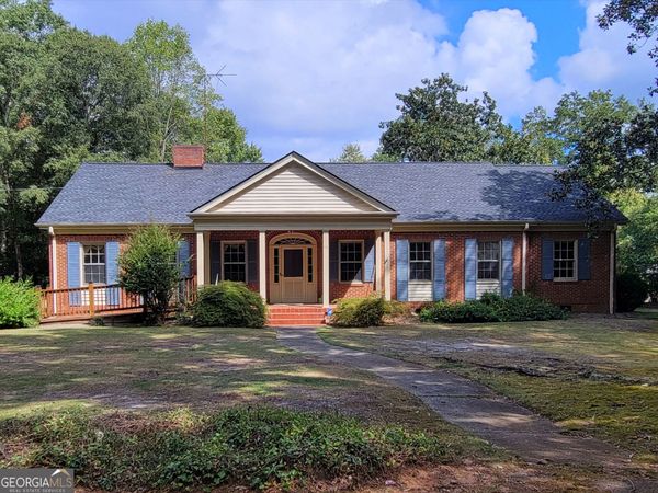 73 W Wright Street, Winder, GA 30680