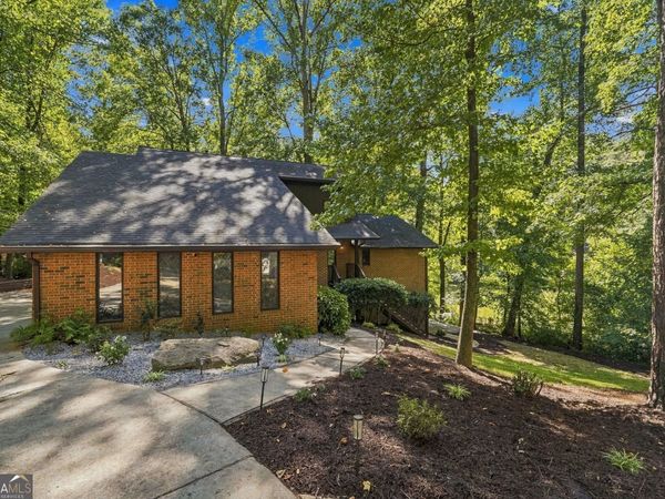 2936 Henderson Road, Tucker, GA 30084