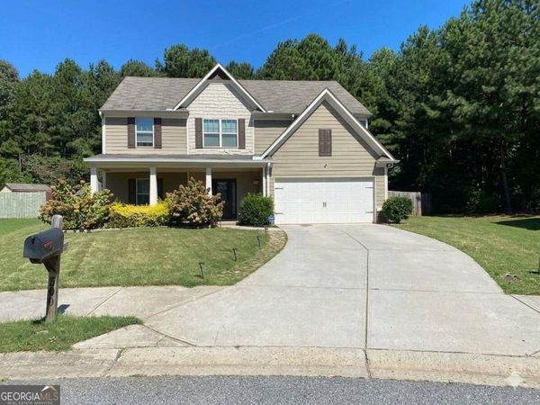 500 Saint Helen Way Way, Fairburn, GA 30213