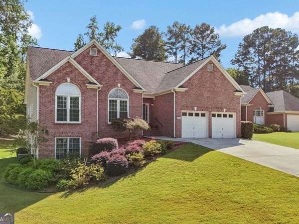 4925 Woodbend Drive NW, Acworth, GA 30101