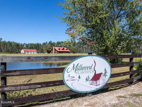 115 N Farms Edge Road , Manor, GA 31550