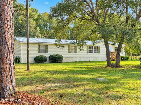 360 Matthews Circle , Nahunta, GA 31553