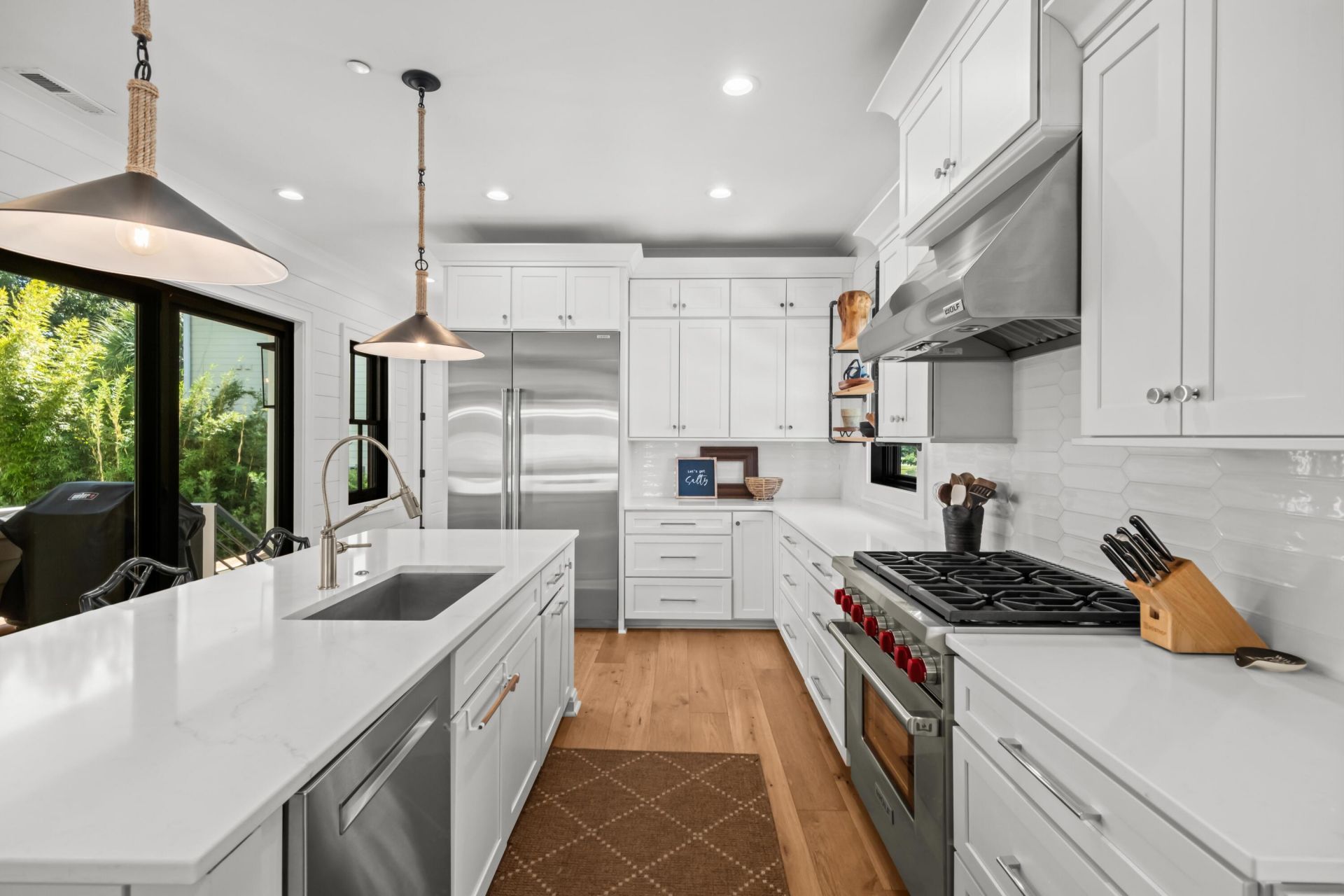 17 5th Avenue Photo 15
