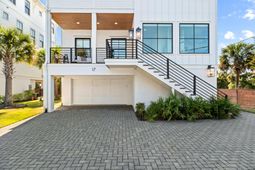 17 5th Avenue photo 4