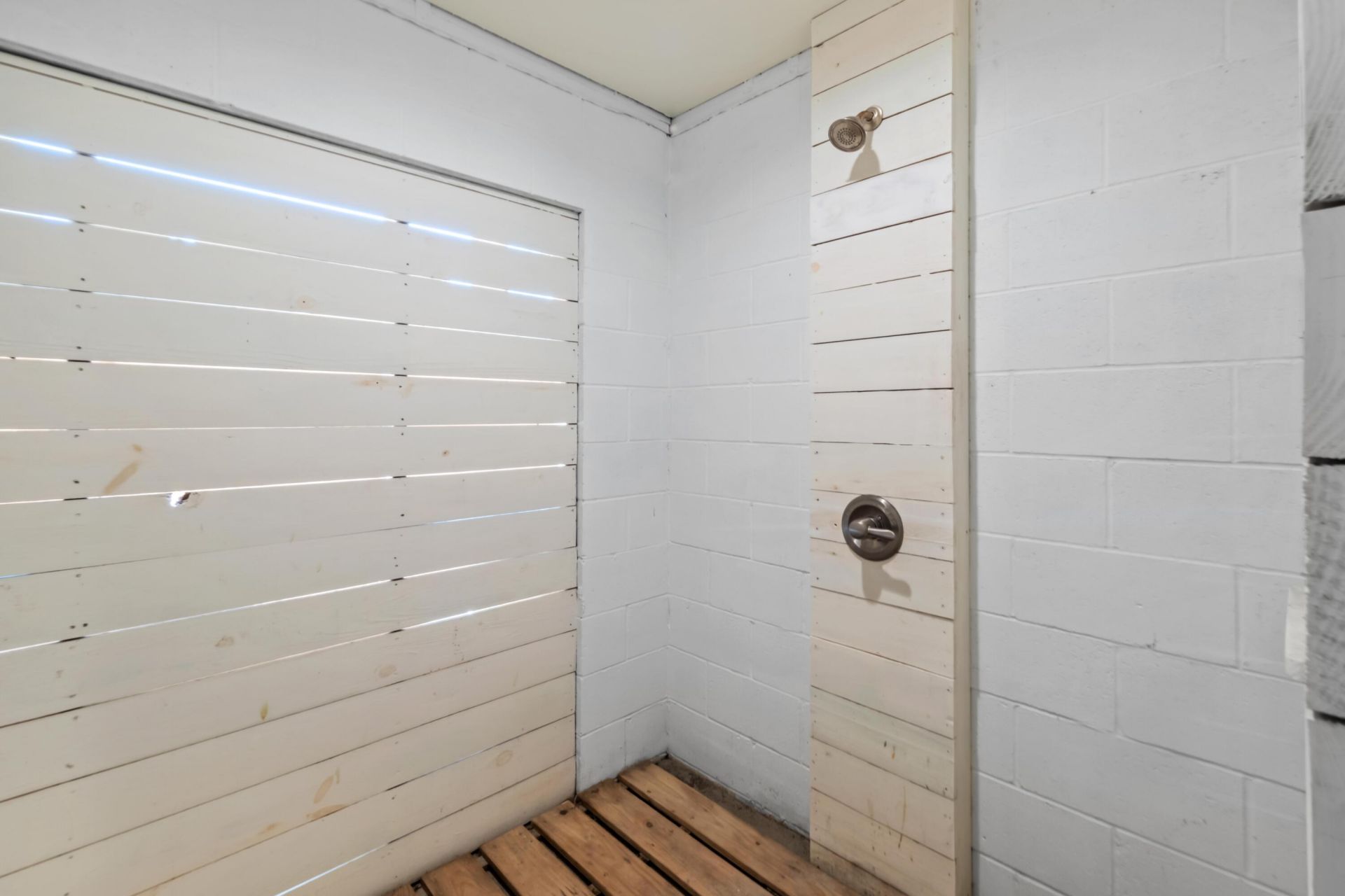 17 5th Avenue Photo 41