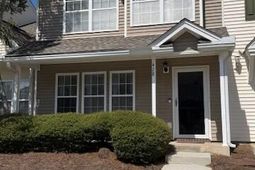 428 Doane Way photo 4