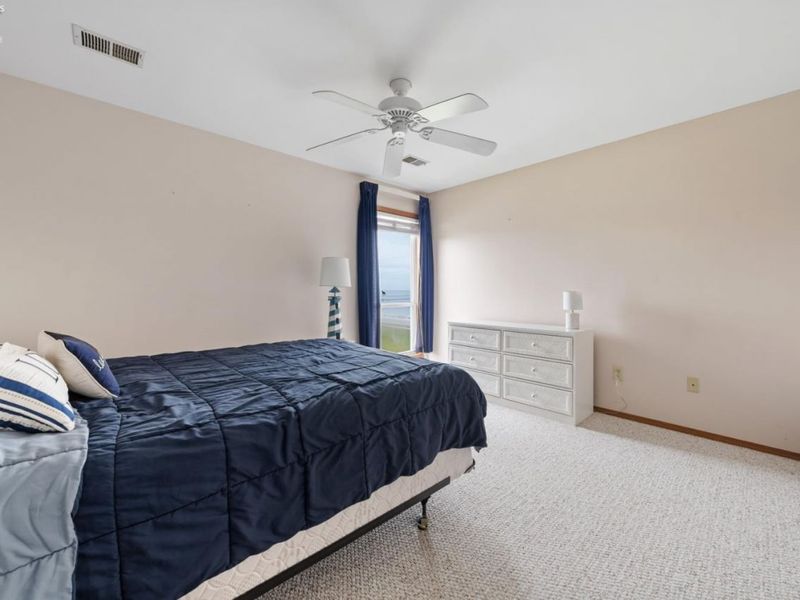 328 Clinton Reef Drive, Port Clinton, OH 43452 Photo 10