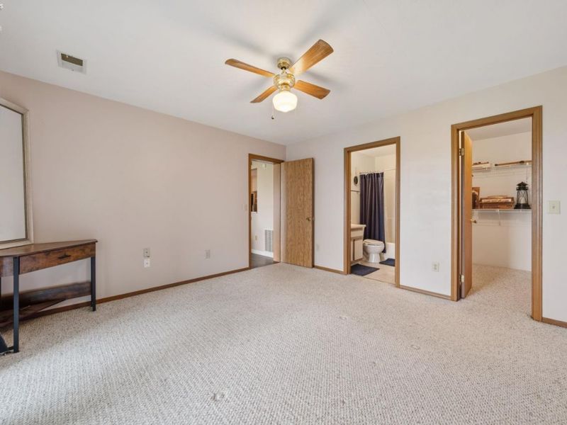 328 Clinton Reef Drive, Port Clinton, OH 43452 Photo 13