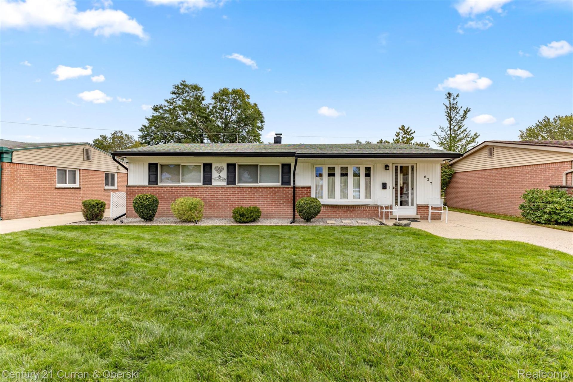 627 Darwin Street, Westland, Mi 48186 Main Photo