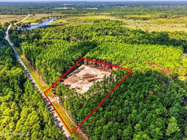 Parcel 3 Menge Avenue, Pass Christian, MS 39571