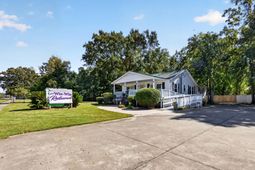 417 Altman Street  photo 4