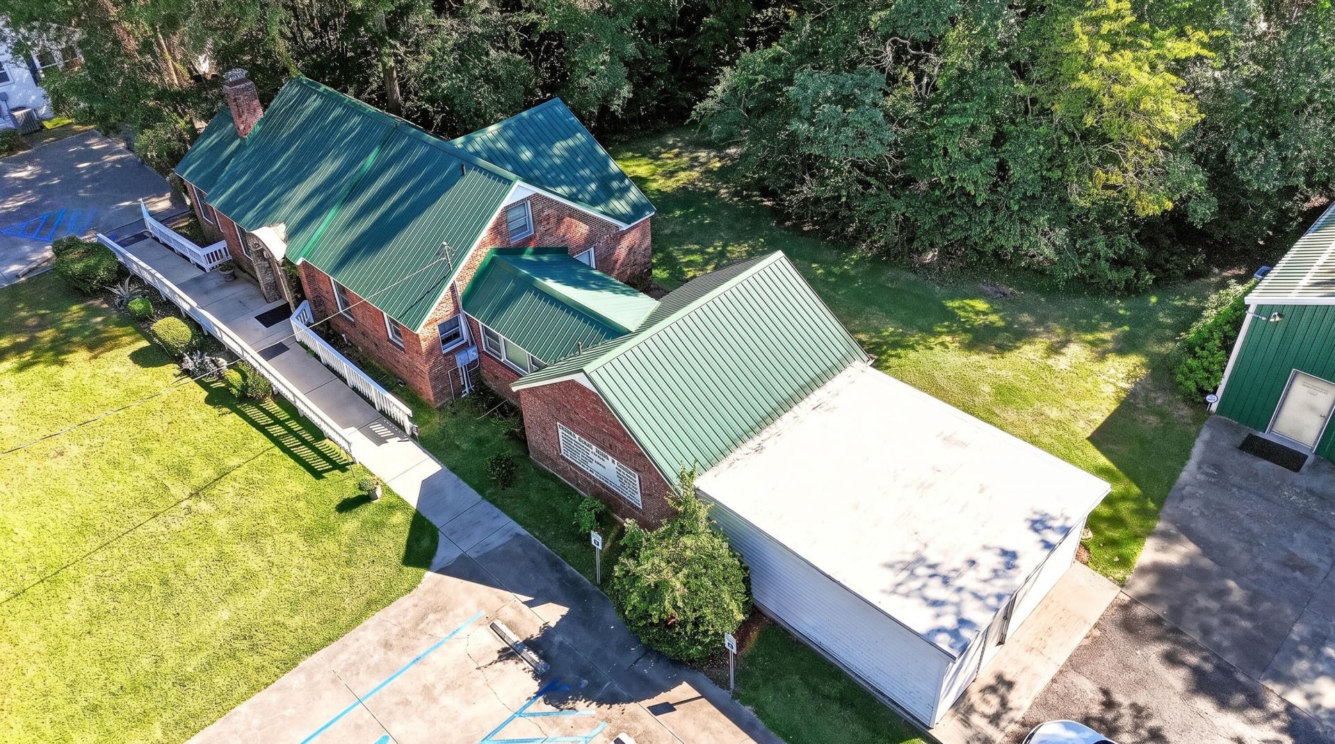 415 Altman Street  Photo 38