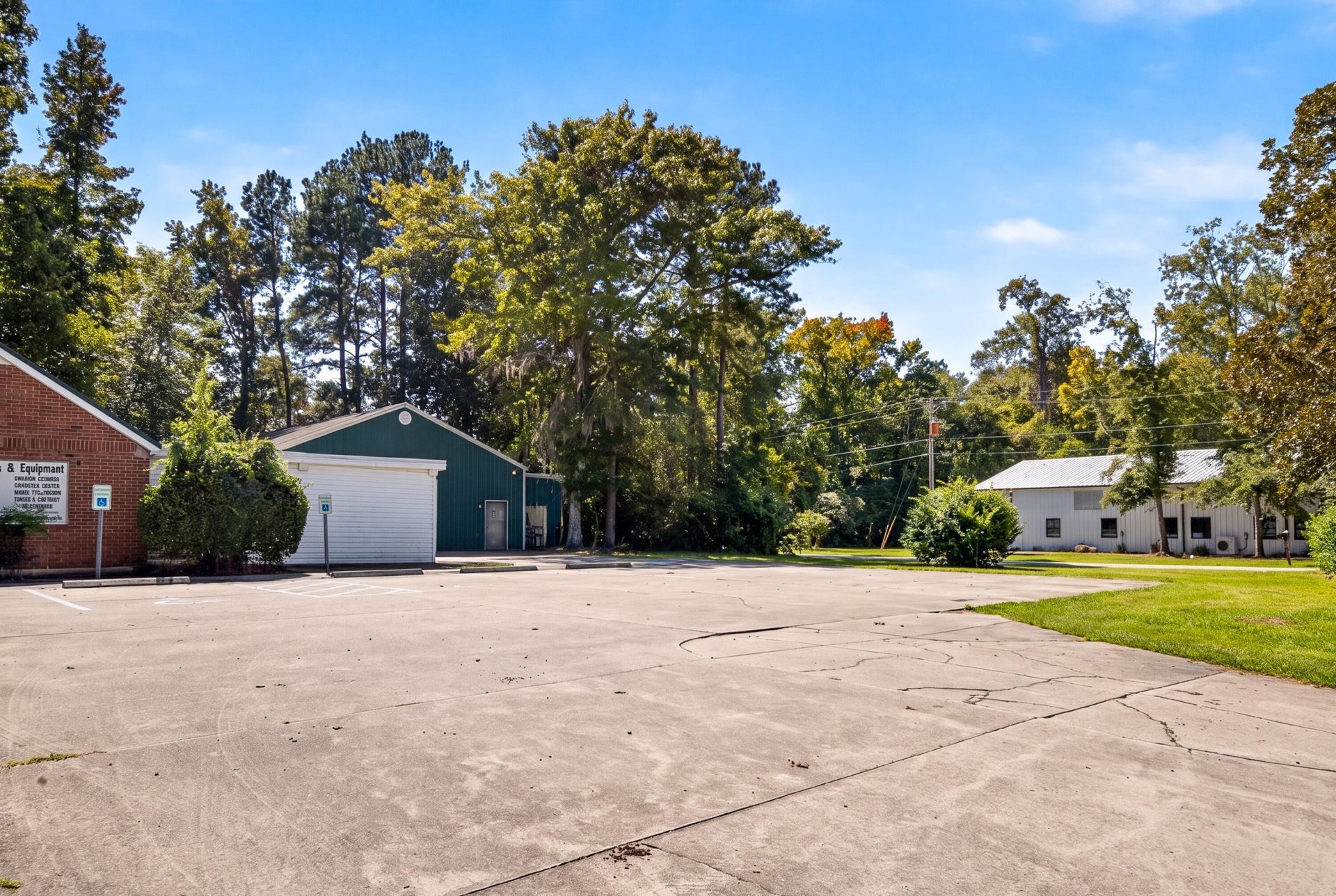 415 Altman Street  Photo 4