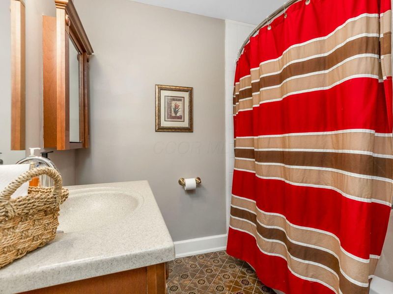338 E Allen Street , Lancaster, OH 43130 Photo 41