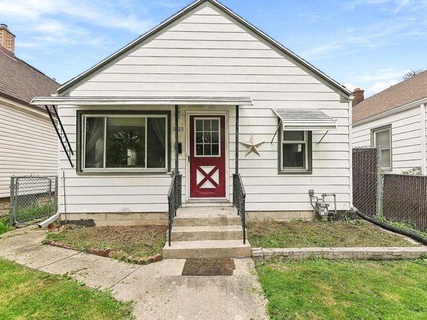 2425 S 63rd STREET, West Allis, WI 53219