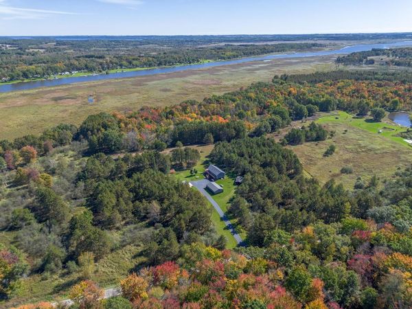 N4526 Pine ROAD E, Montello, WI 53949