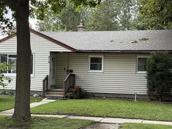 210 N Monroe STREET, Watertown, WI 53094