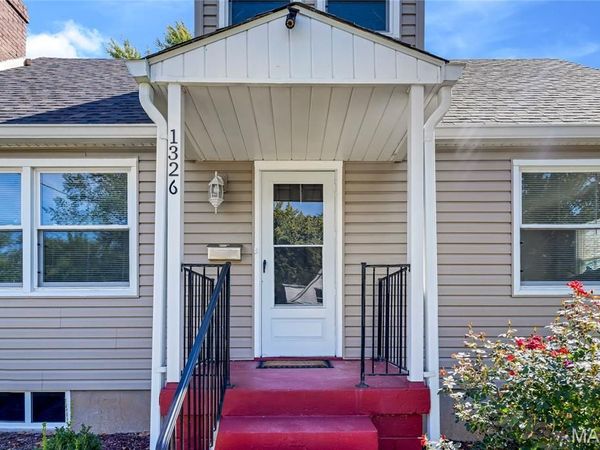 1326 Leroy Avenue , Normandy, MO 63133