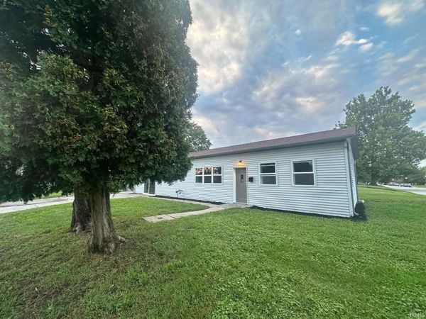 1806 Fruit Street, Huntington, IN 46750