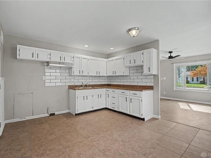 179 Southview Drive, Troy, OH 45373 Photo 8