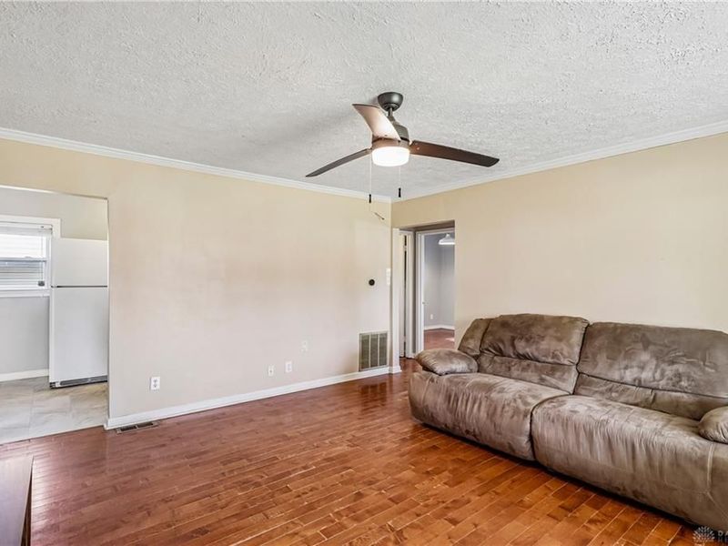 354 Travis Drive, Dayton, OH 45431 Photo 5