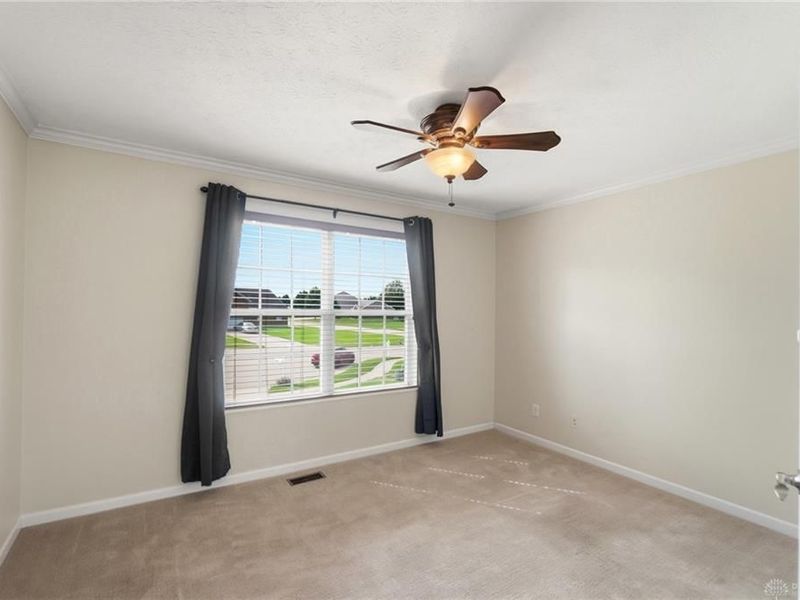 112 Ascot Glen Drive, Franklin Township, OH 45005 Photo 20
